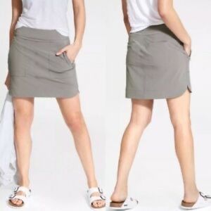 Athleta Chelsea Cargo Skort